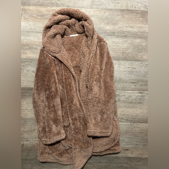 Workshop Republic Clothing Sweaters - Cozy Workshop Republic Clothing Hooded Sweater